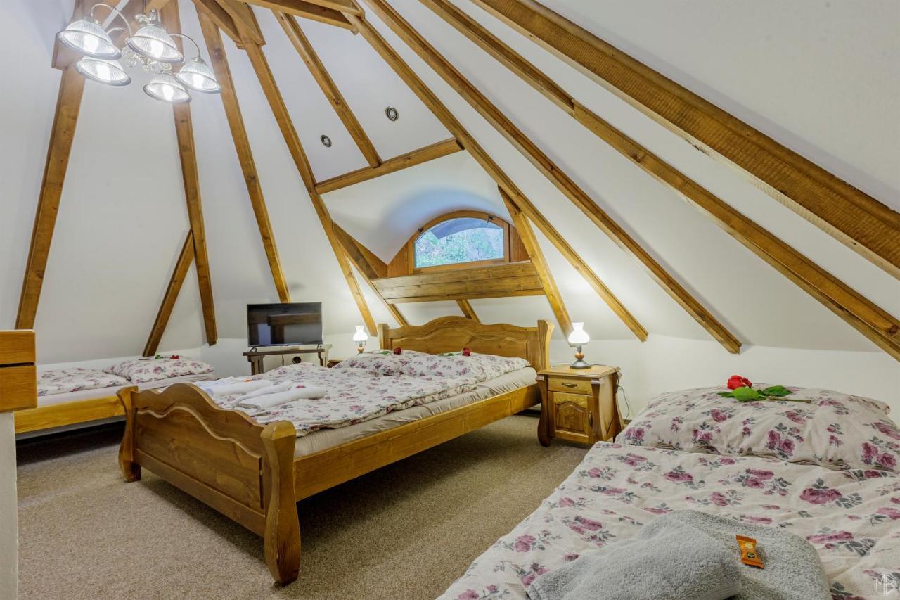 Stara Plynarna Hotell Hřensko Exteriör bild
